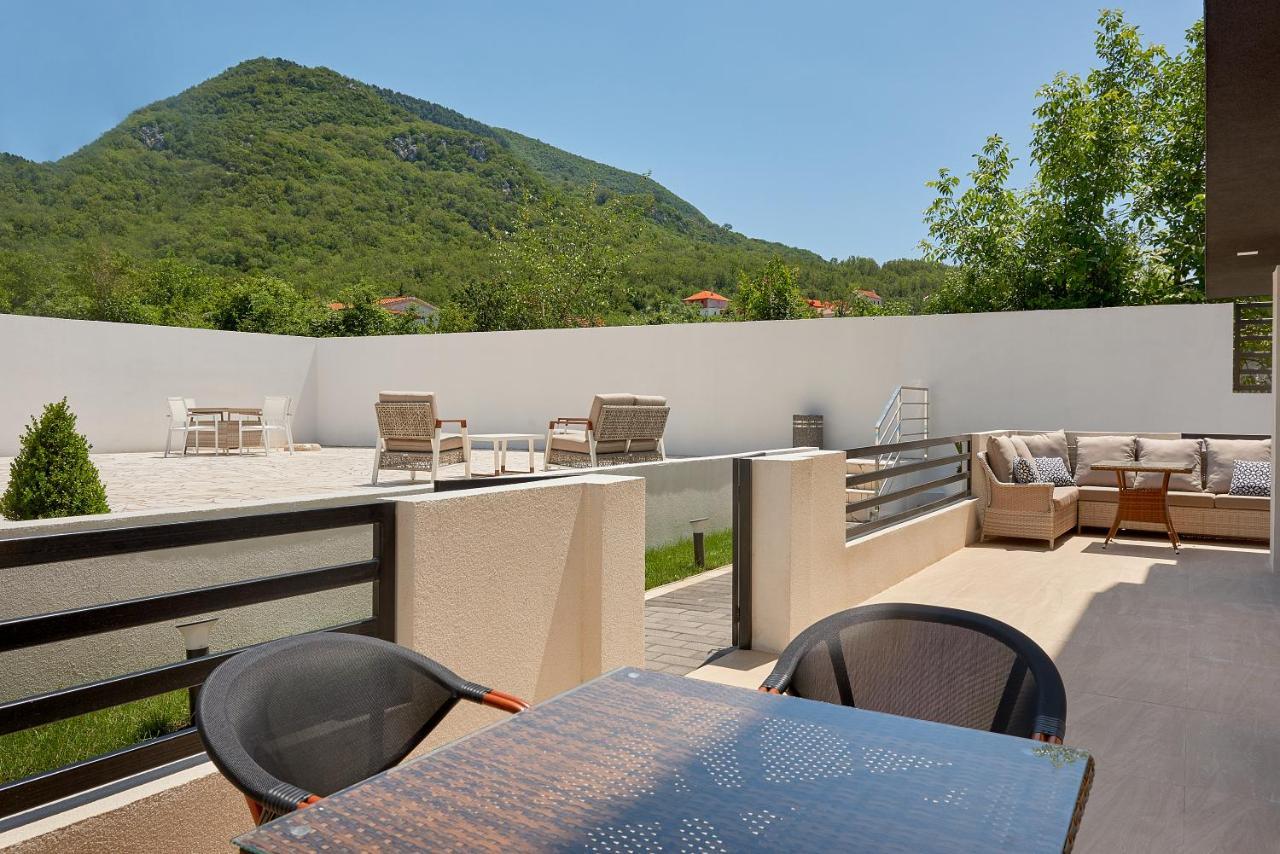 Georgiy Lux Apartments Lastva Grbaljska Zewnętrze zdjęcie