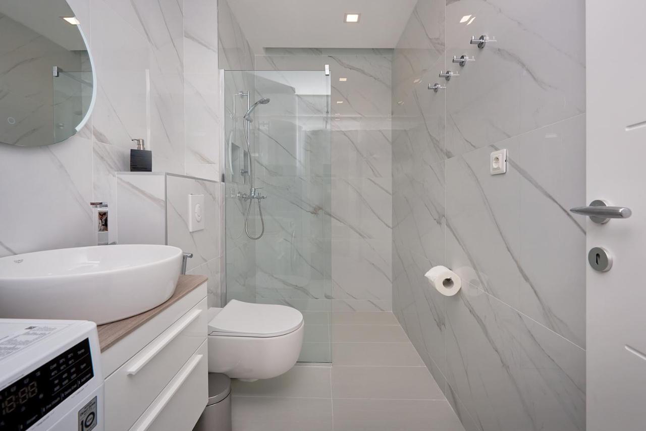 Georgiy Lux Apartments Lastva Grbaljska Zewnętrze zdjęcie