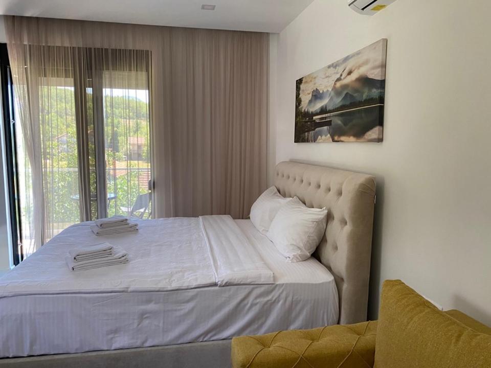 Georgiy Lux Apartments Lastva Grbaljska Zewnętrze zdjęcie